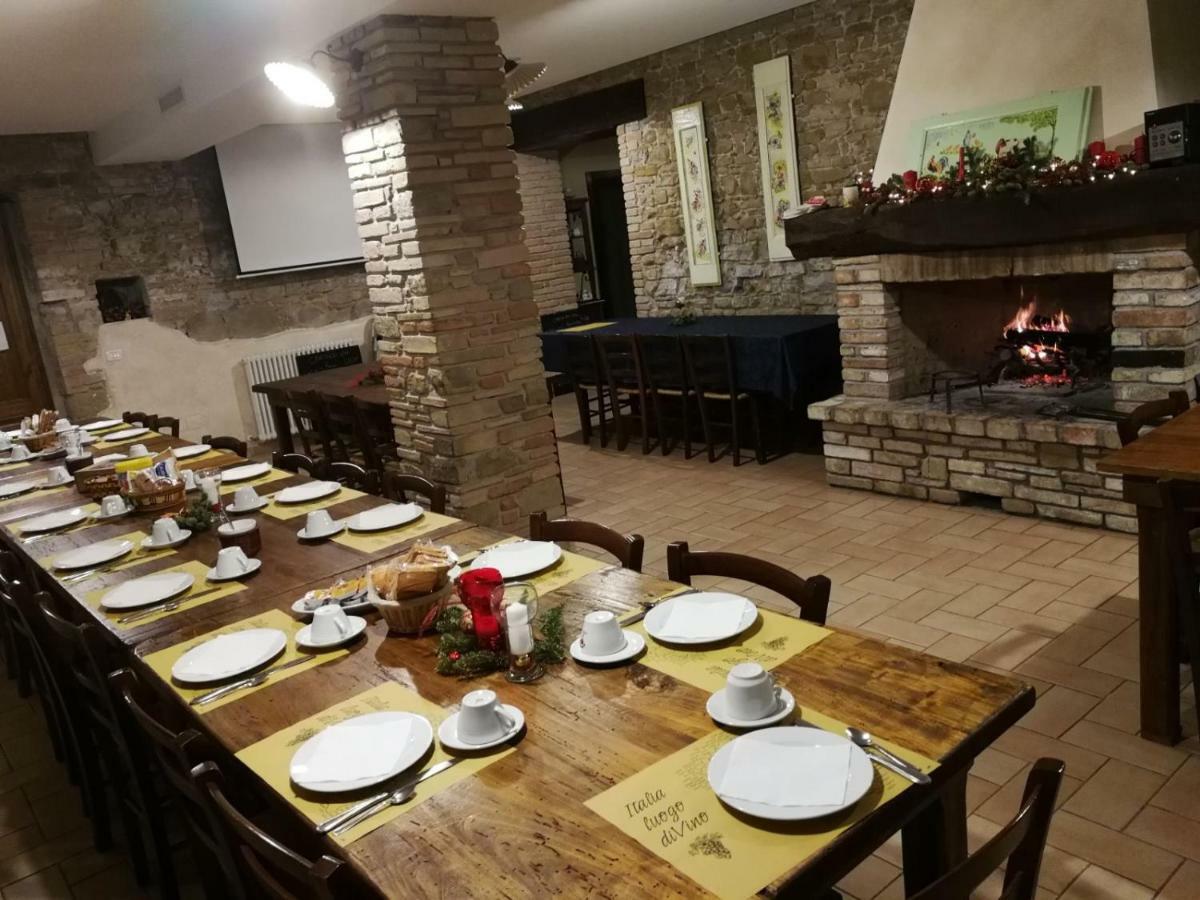 Agriturismo Il Podere Hotell Petrignano Exteriör bild